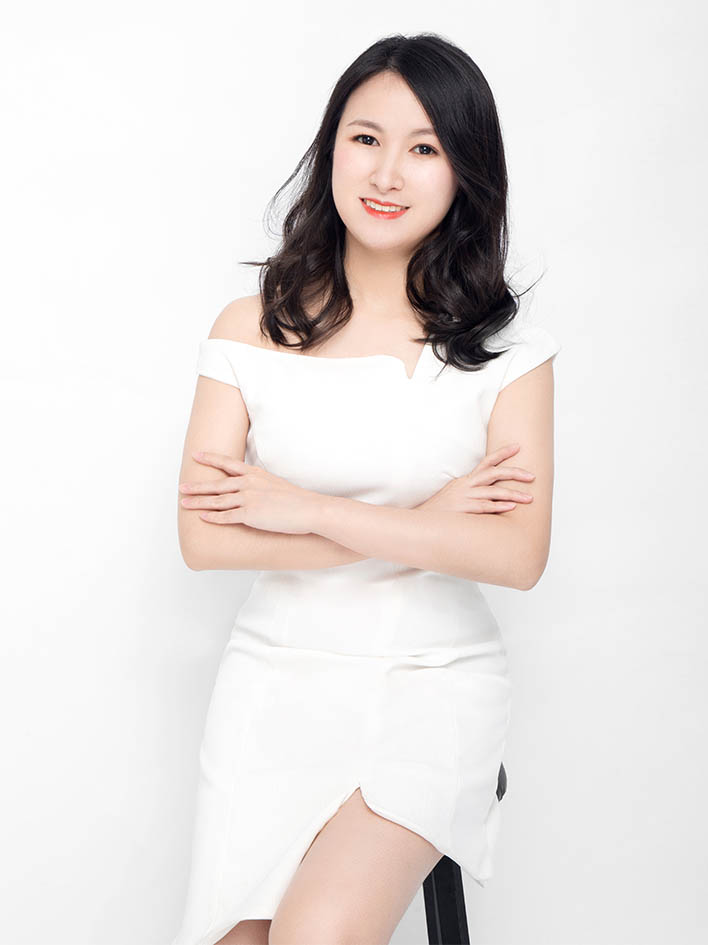 成依静